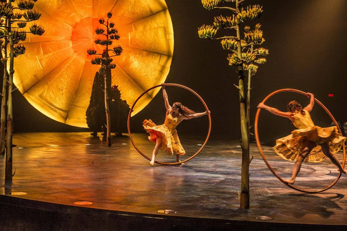 Luzia cirque du soleil nothing stunning short review courtesy dailyhive
