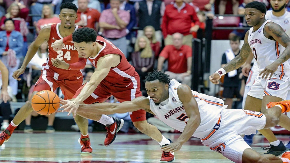 Alabama vs. Auburn: Score Prediction and Scouting Insights