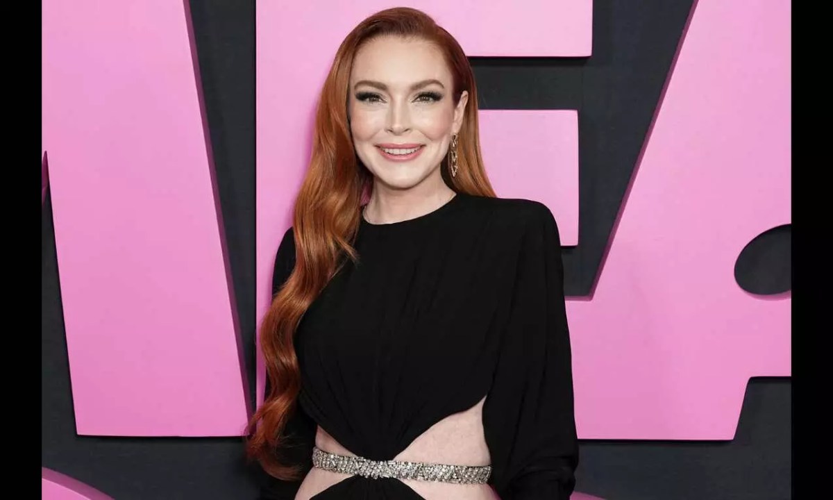 Lohan lindsay makeup cringe worthy little huffpost