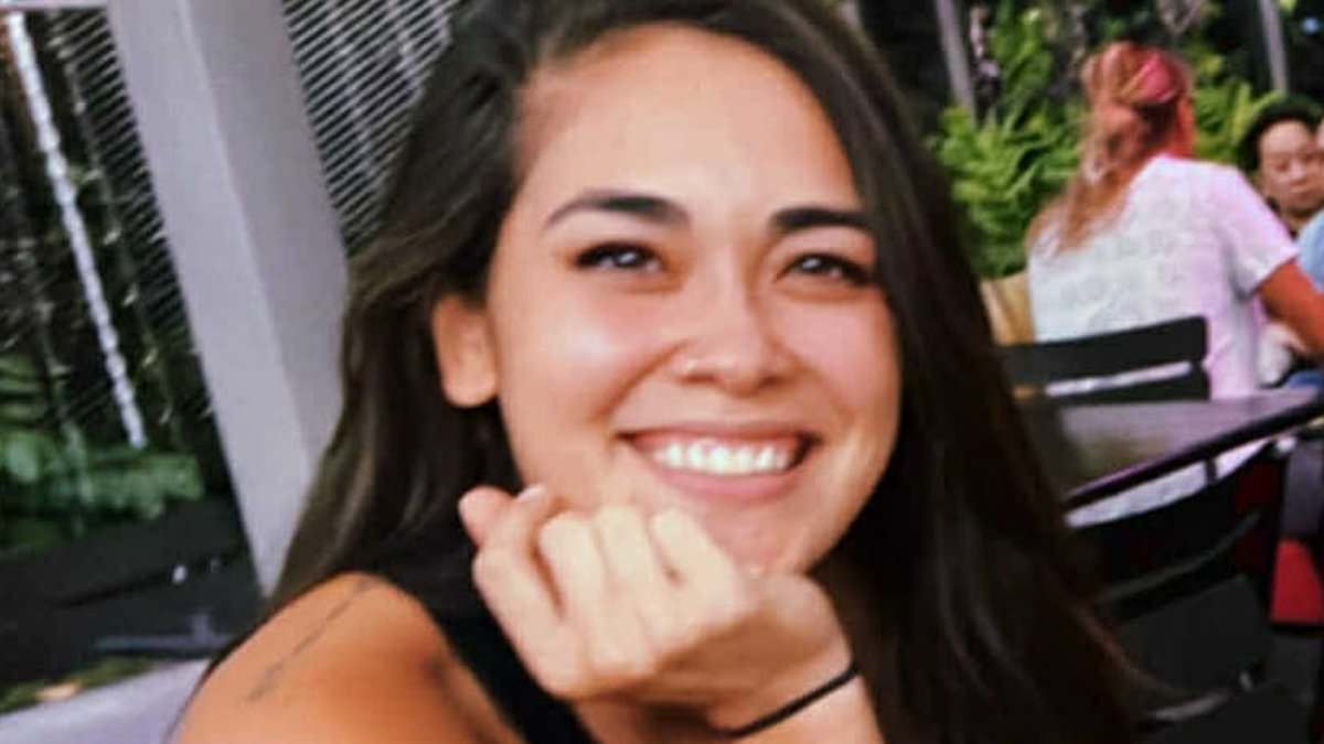 Hana kobayashi cebra cruza abbey temas cantante cortesía